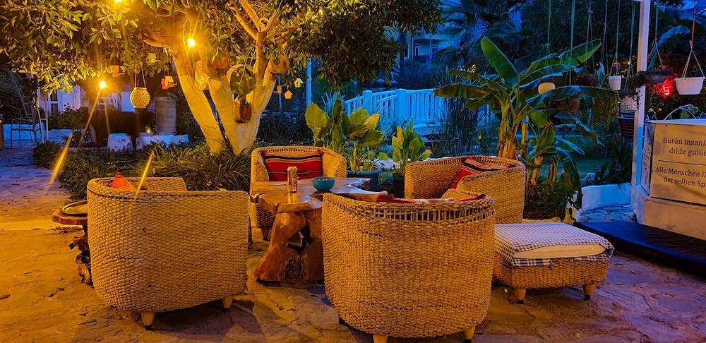 Erendiz Garden Hotel ケメル エクステリア 写真