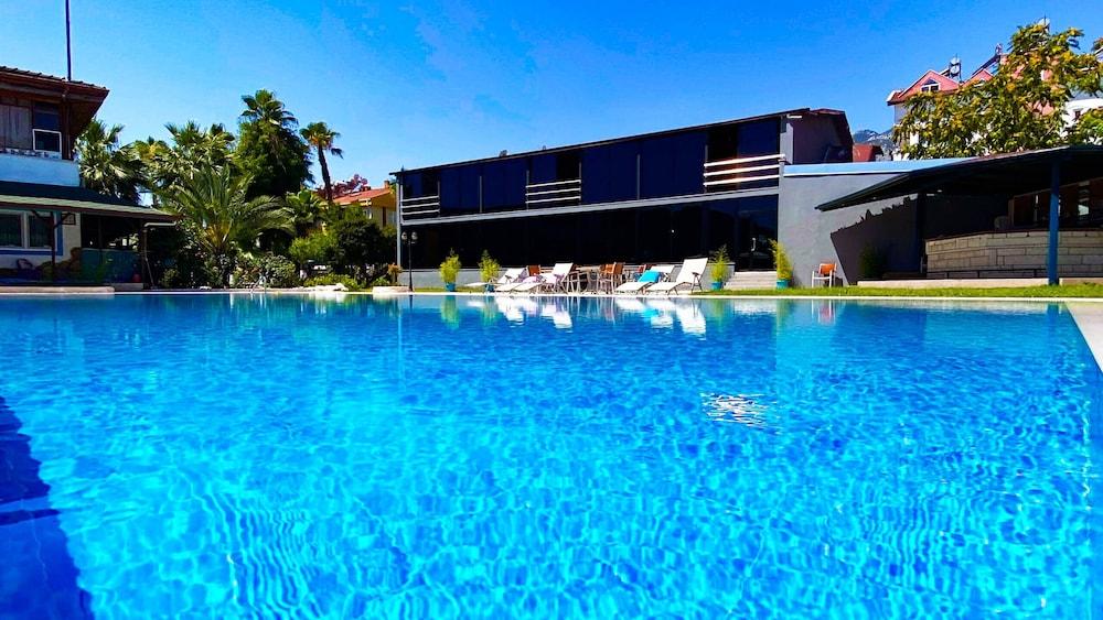 Erendiz Garden Hotel ケメル エクステリア 写真